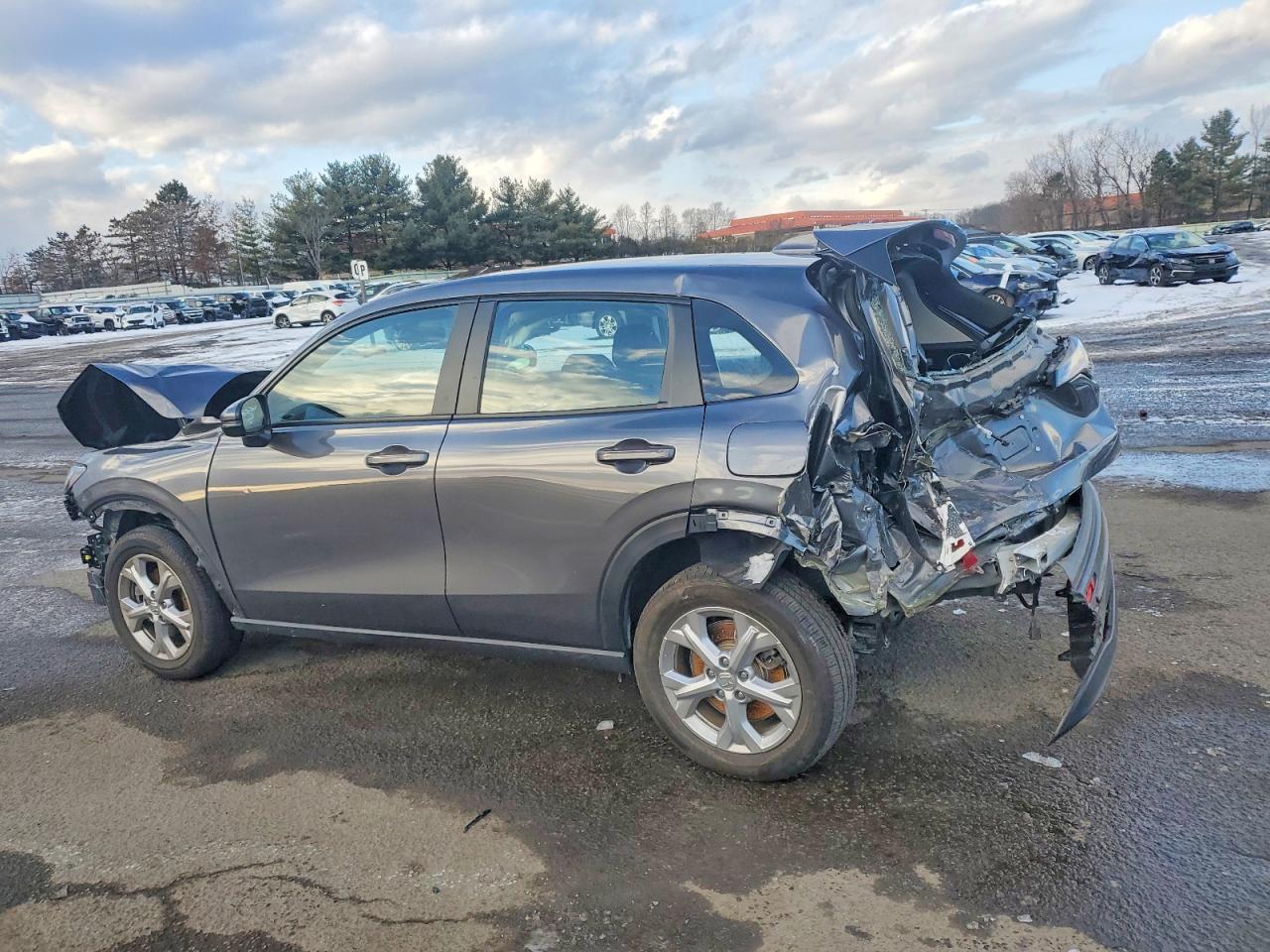 2024 HONDA HR-V LX photo 2