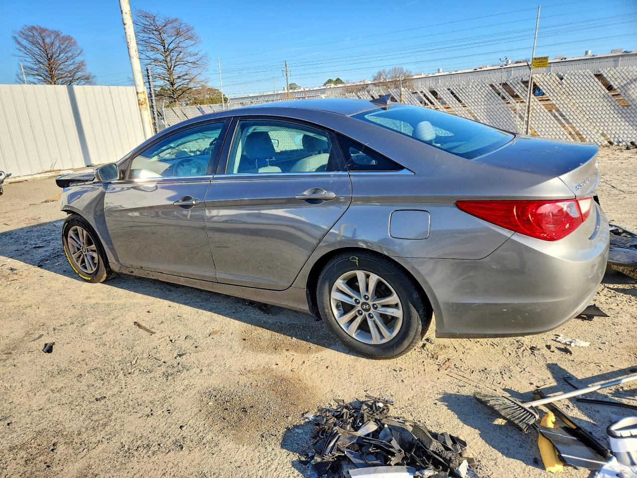 2013 HYUNDAI SONATA GLS photo 2