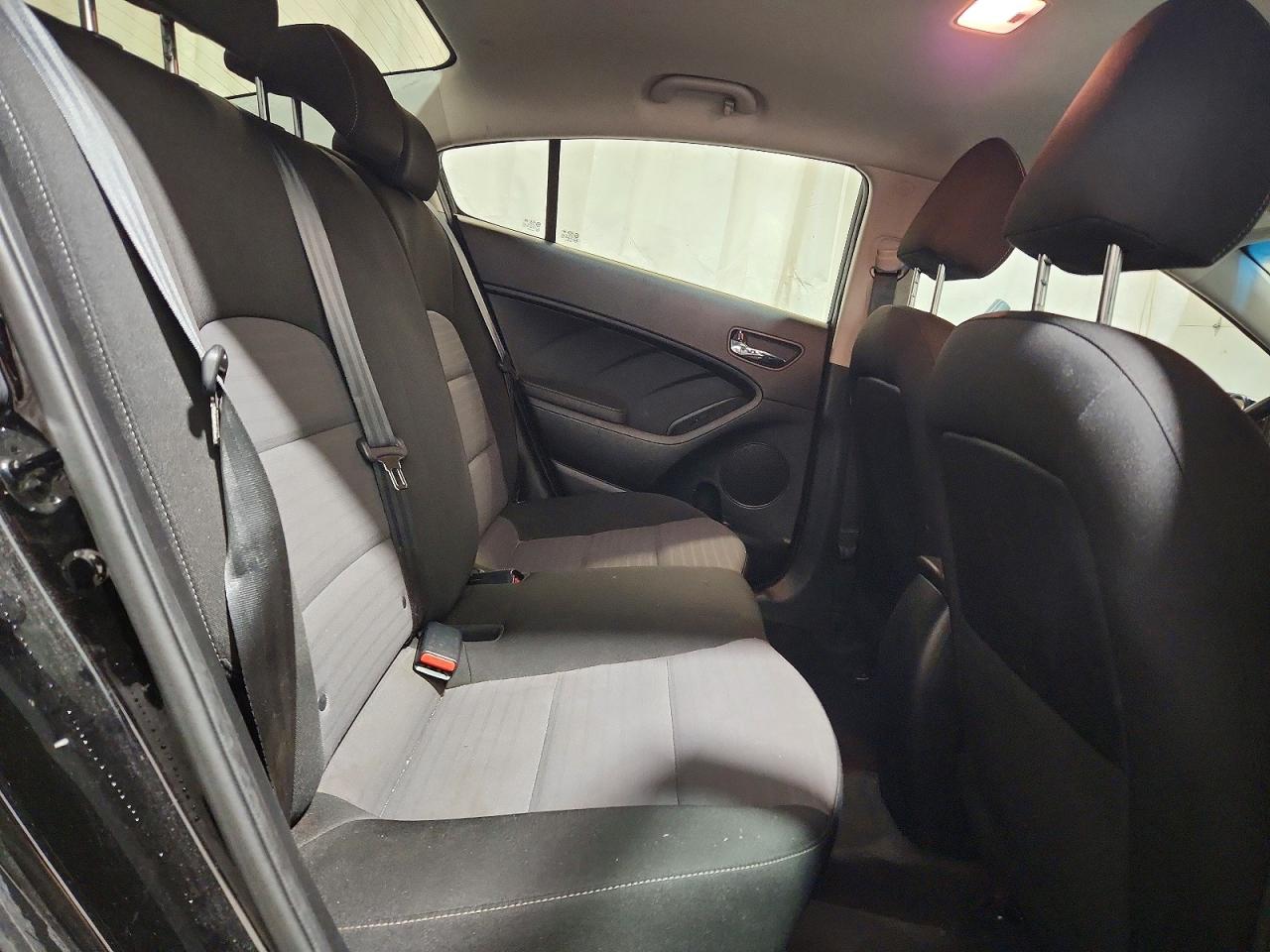 2018 KIA FORTE LX photo 10