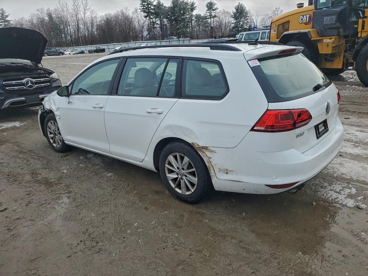 2015 VOLKSWAGEN GOLF SPORTWAGEN S photo 3