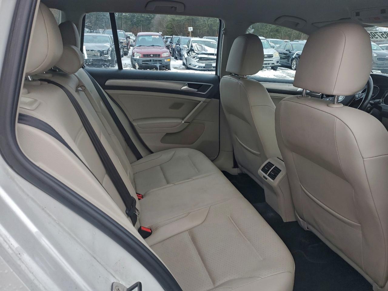 2015 VOLKSWAGEN GOLF SPORTWAGEN S photo 21