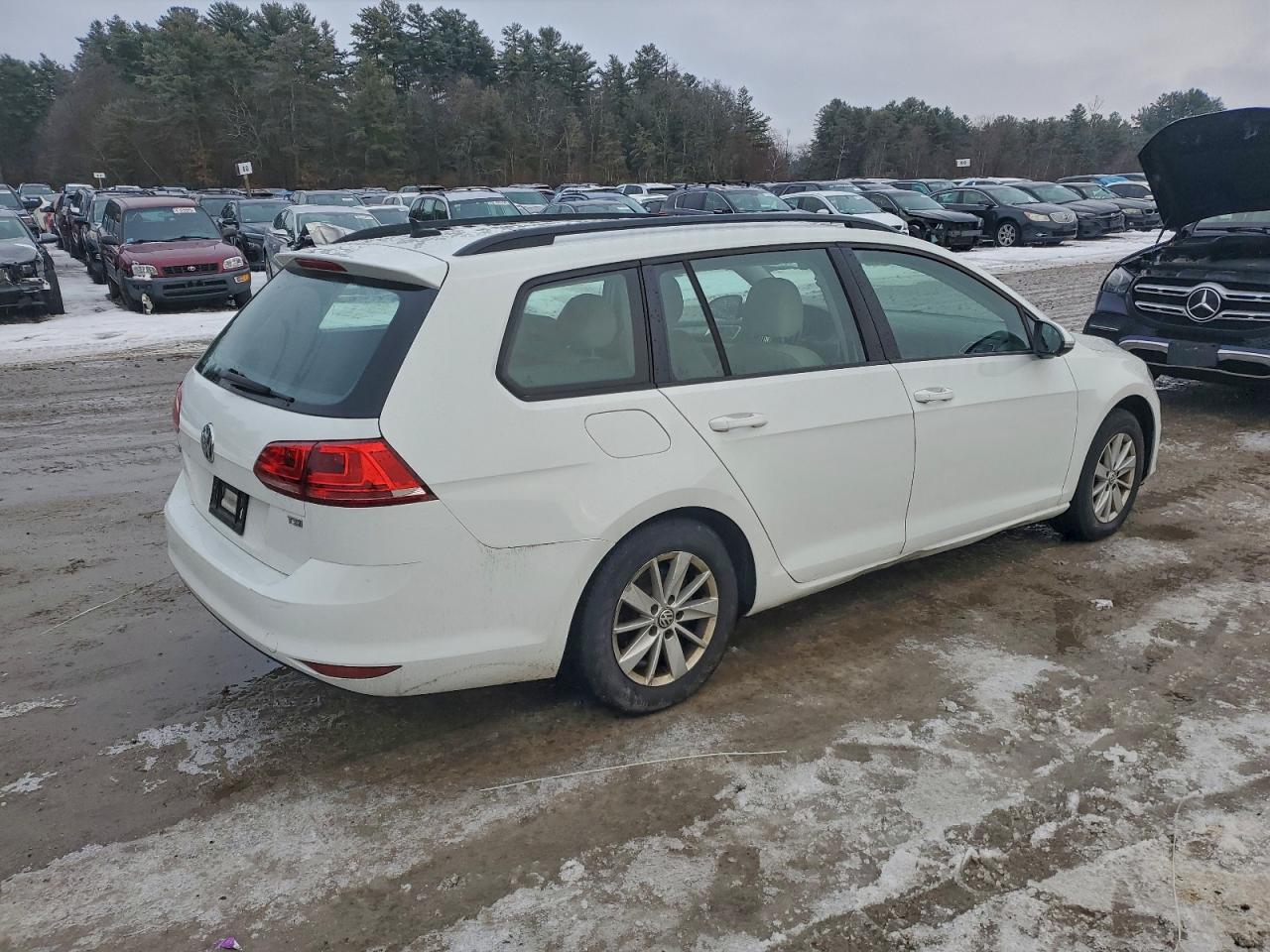 2015 VOLKSWAGEN GOLF SPORTWAGEN S photo 5