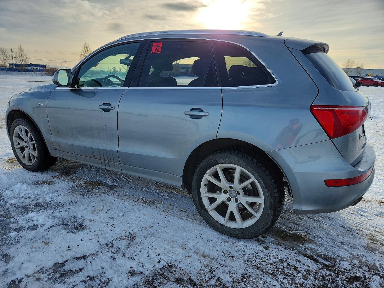 2010 AUDI Q5 PREMIUM PLUS photo 2
