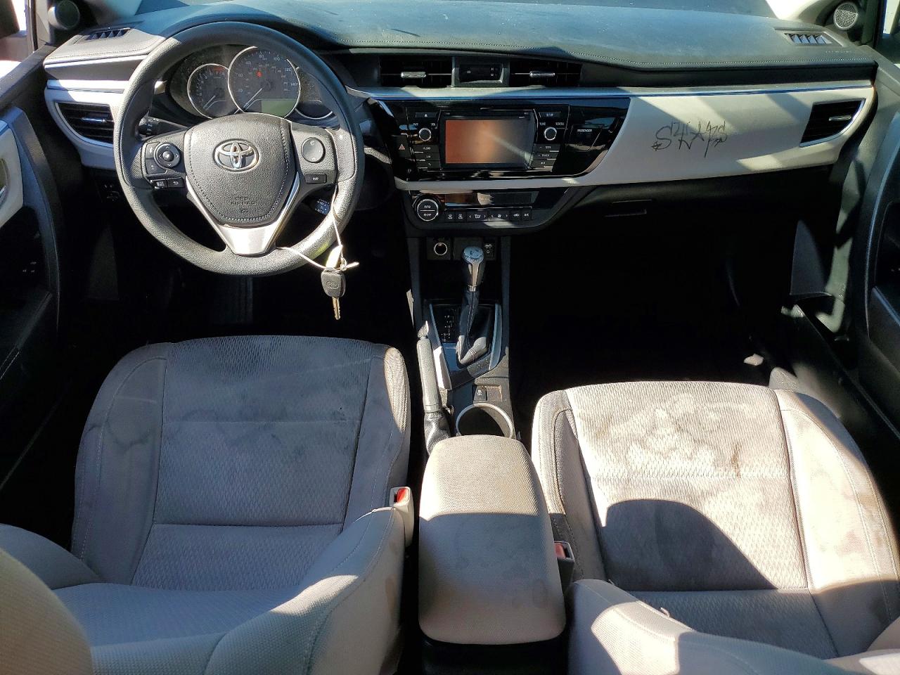 2016 TOYOTA COROLLA L photo 8