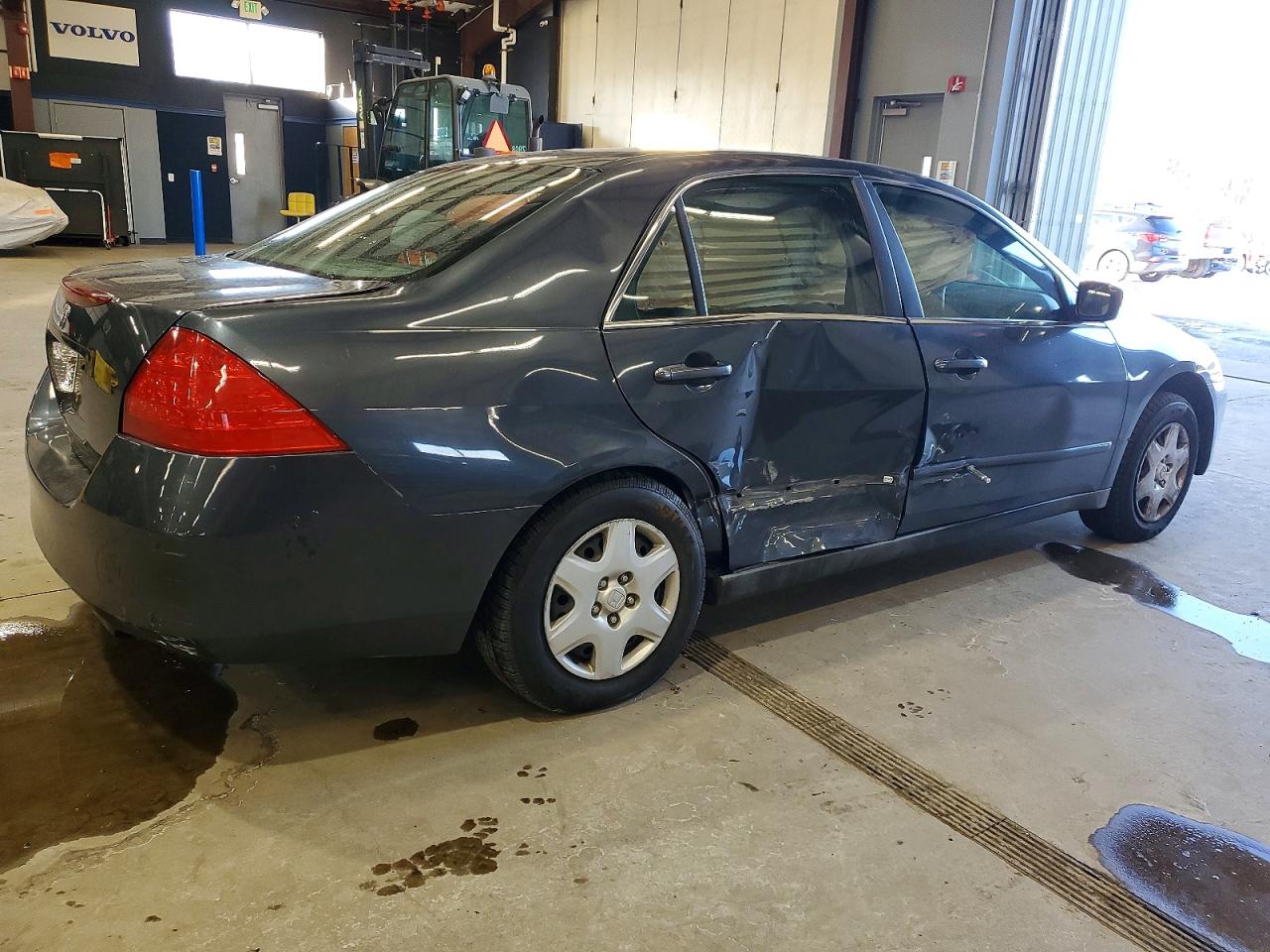 2006 HONDA ACCORD LX photo 3