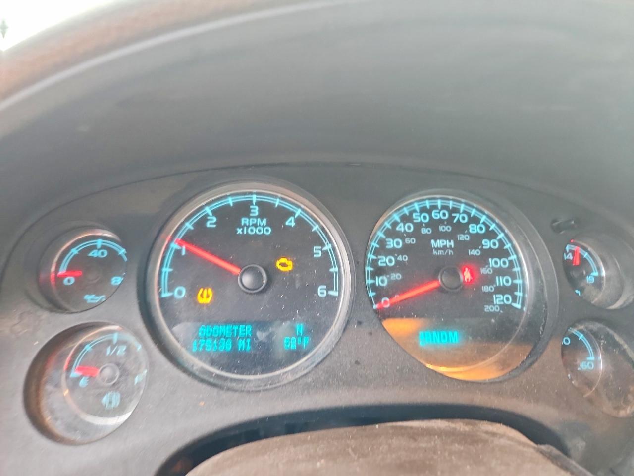 2010 GMC SIERRA K1500 SLT photo 9