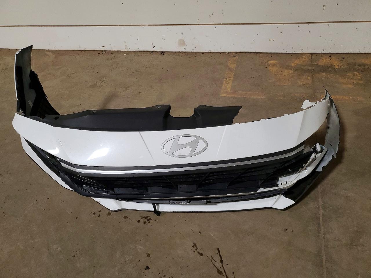2024 HYUNDAI ELANTRA BLUE photo 12