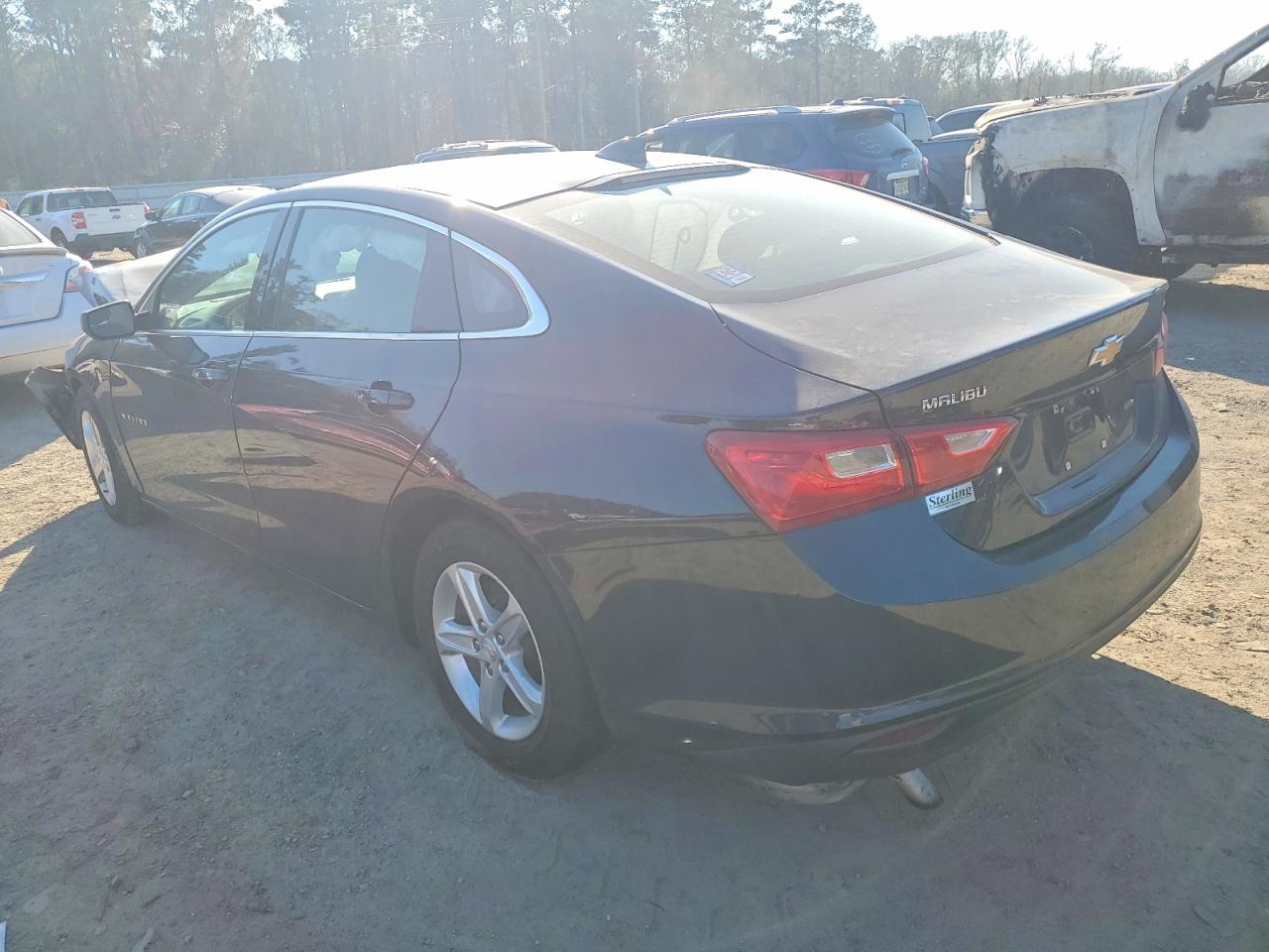 2023 CHEVROLET MALIBU LT photo 2