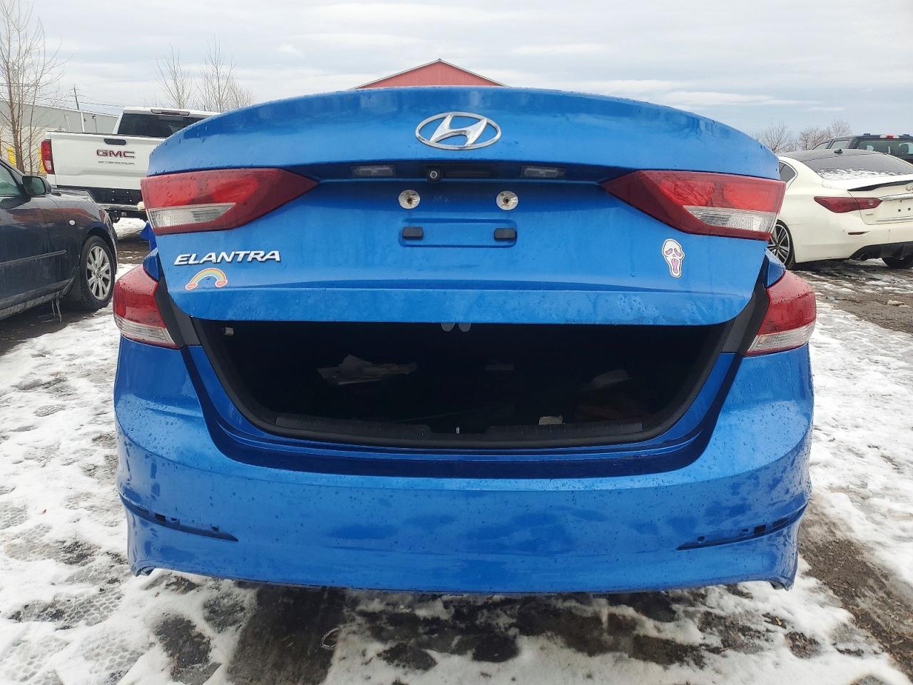 2017 HYUNDAI ELANTRA SE photo 11