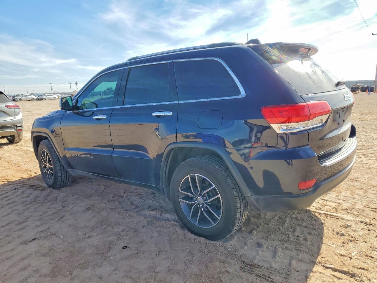 2018 JEEP GRAND CHEROKEE LIMITED photo 2