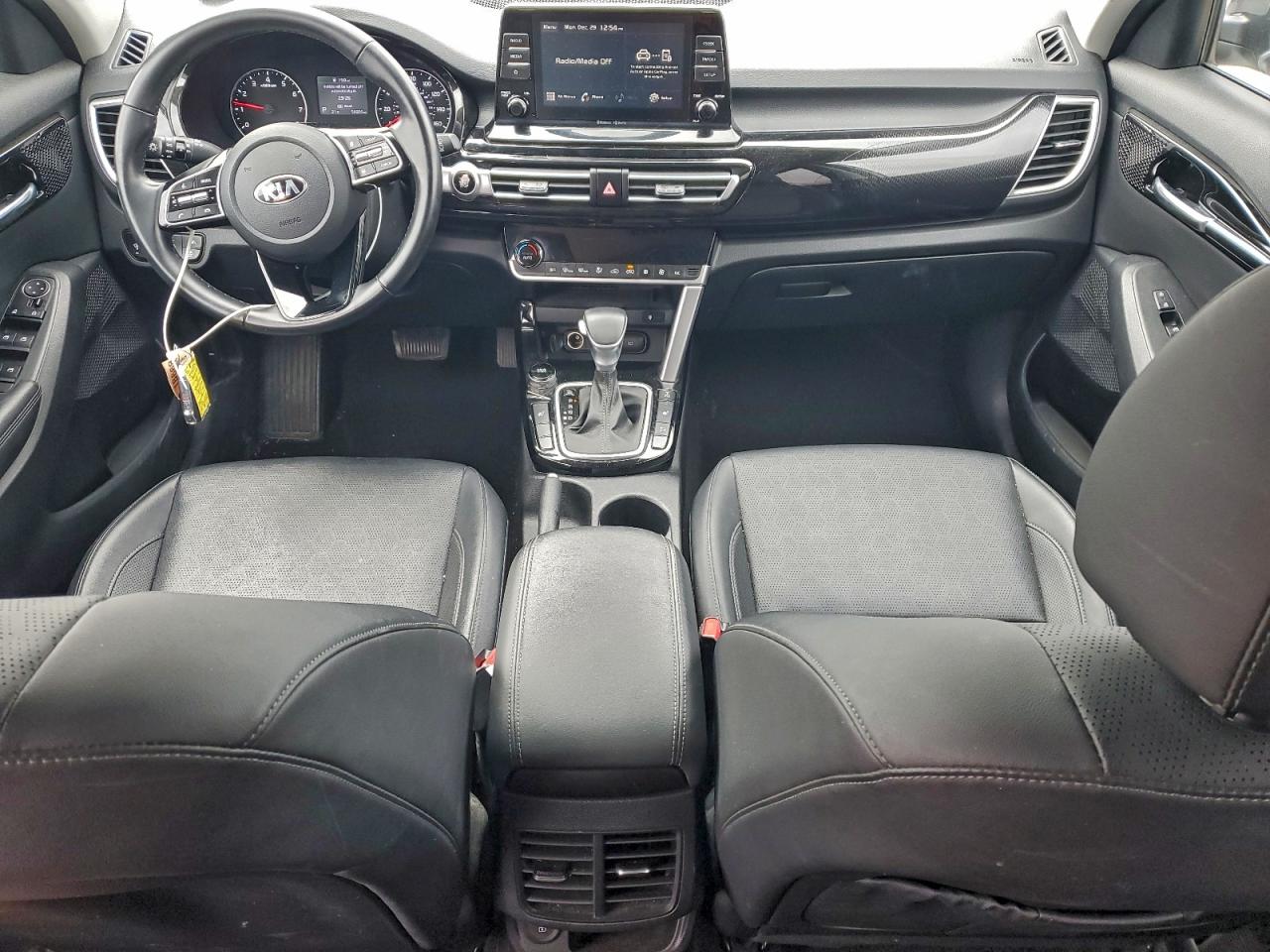 2021 KIA SELTOS EX photo 8