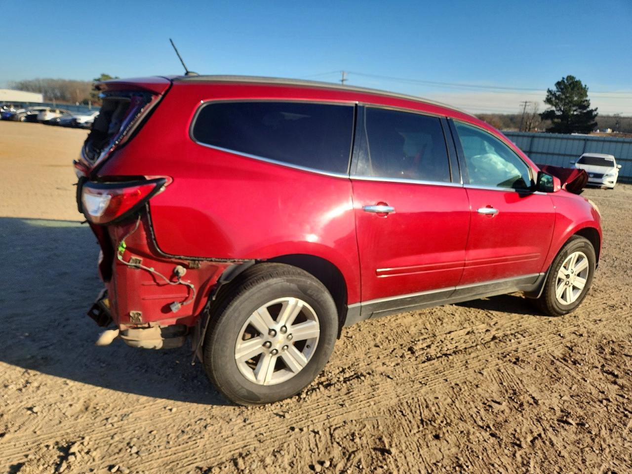 2014 CHEVROLET TRAVERSE LT photo 5