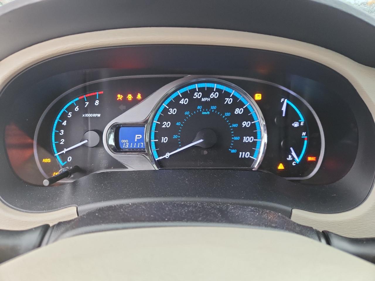 2014 TOYOTA SIENNA XLE photo 9
