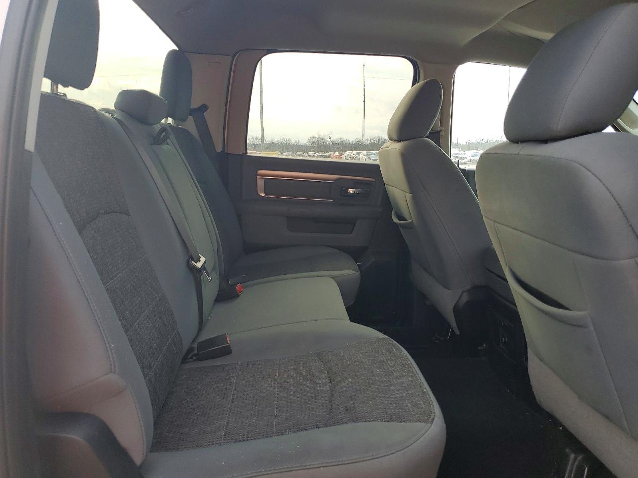 2018 RAM 1500 SLT photo 10