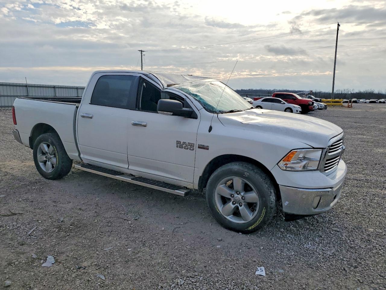 2018 RAM 1500 SLT photo 4
