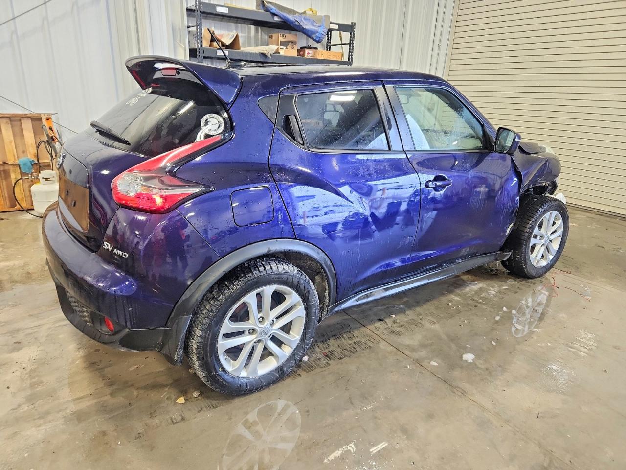 2015 NISSAN JUKE SV photo 3