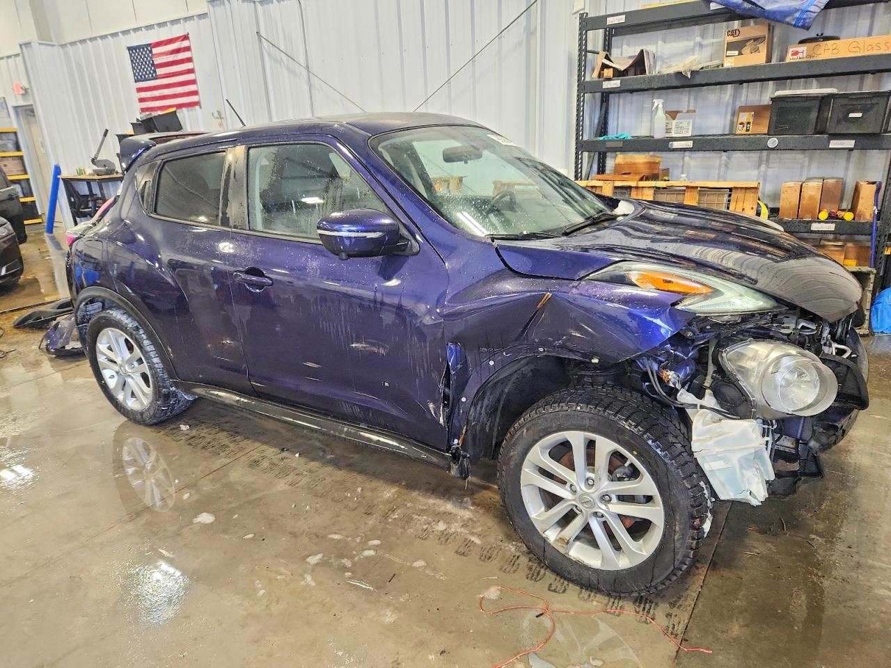 2015 NISSAN JUKE SV photo 4