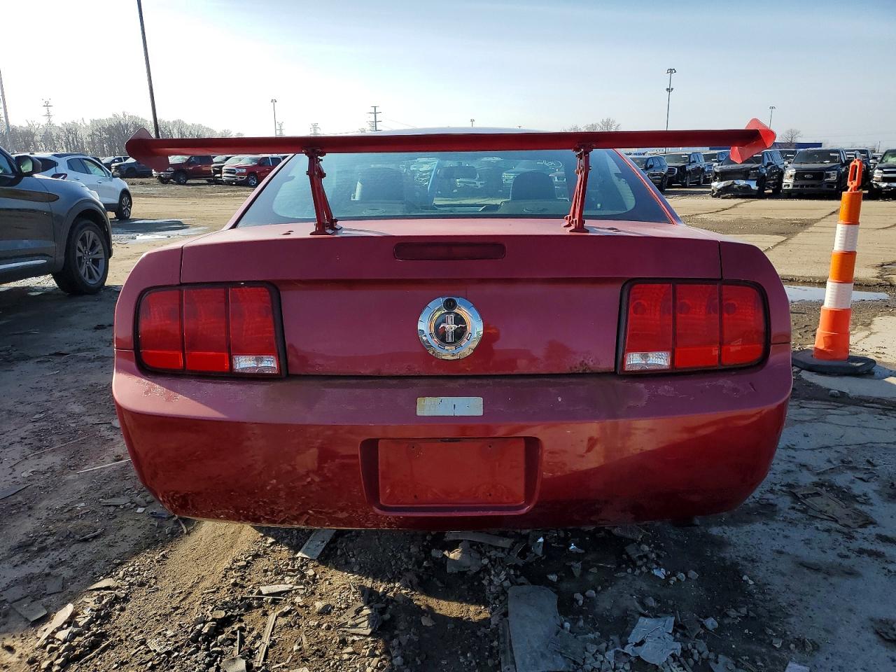 2007 FORD MUSTANG photo 16