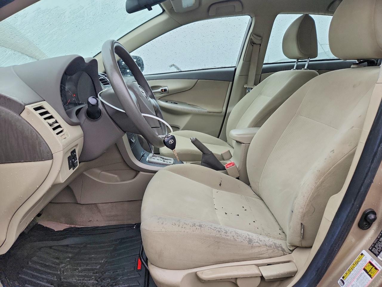 2010 TOYOTA COROLLA BASE photo 7
