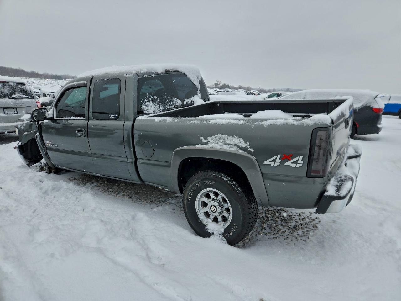 2002 CHEVROLET SILVERADO K2500 HEAVY DUTY photo 2