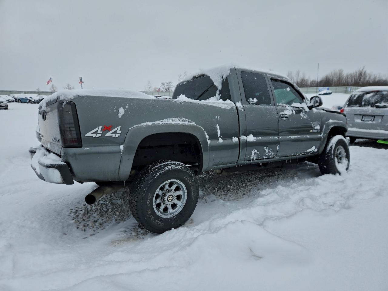2002 CHEVROLET SILVERADO K2500 HEAVY DUTY photo 3