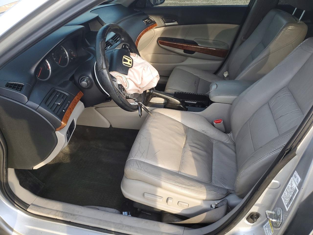 2011 HONDA ACCORD EXL photo 7
