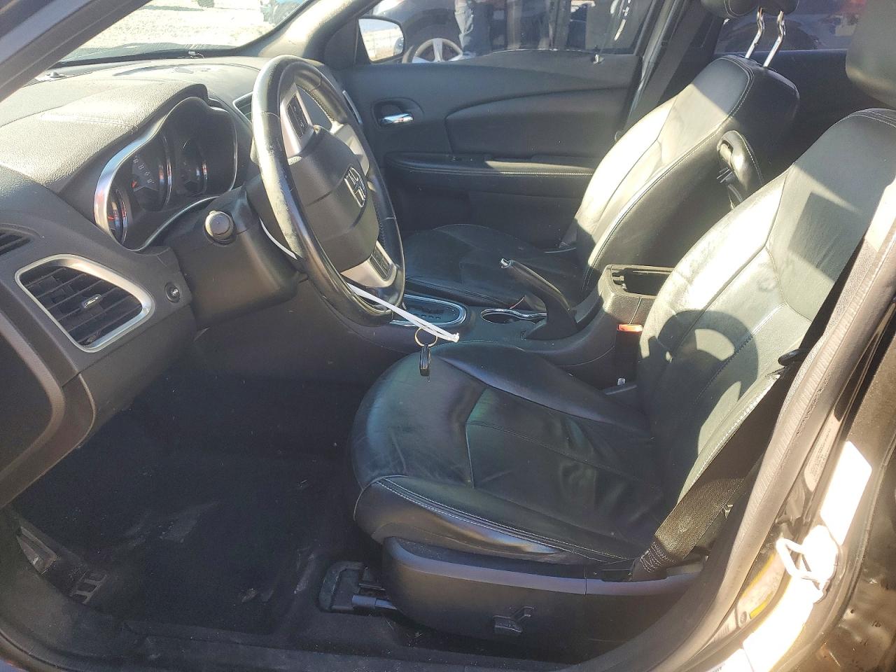 2014 DODGE AVENGER SXT photo 7