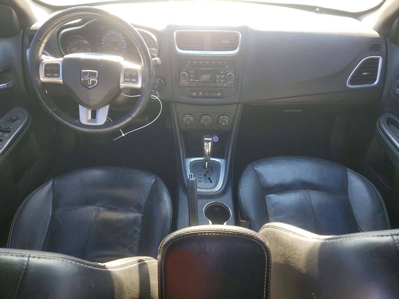 2014 DODGE AVENGER SXT photo 8