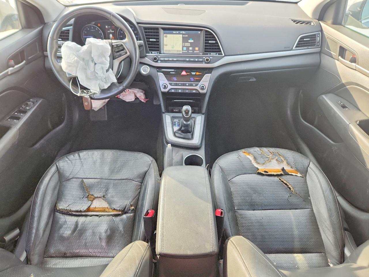2017 HYUNDAI ELANTRA SE photo 15