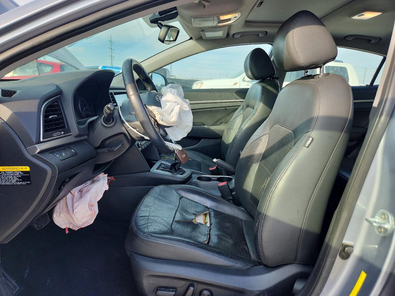 2017 HYUNDAI ELANTRA SE photo 13