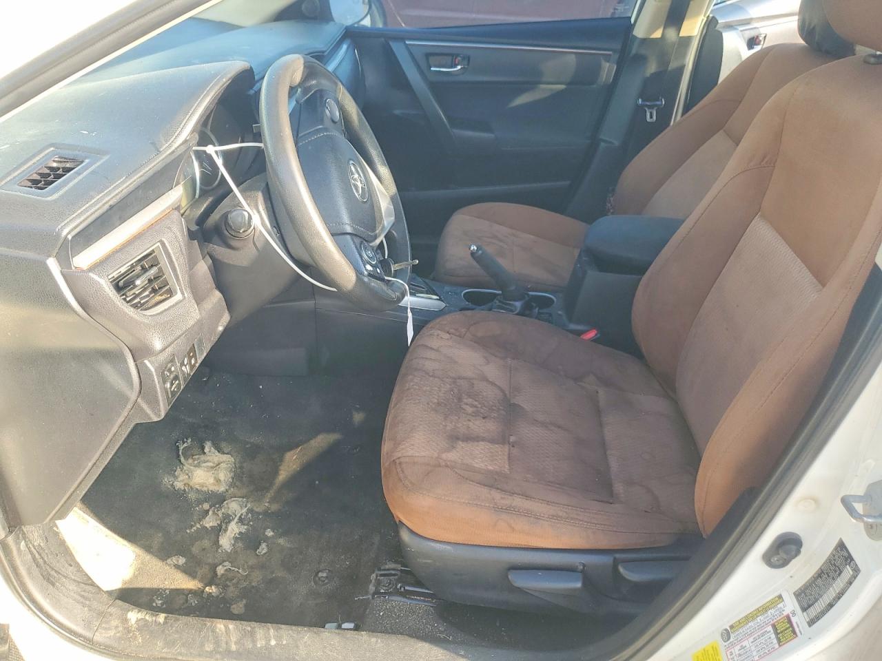 2016 TOYOTA COROLLA L photo 13