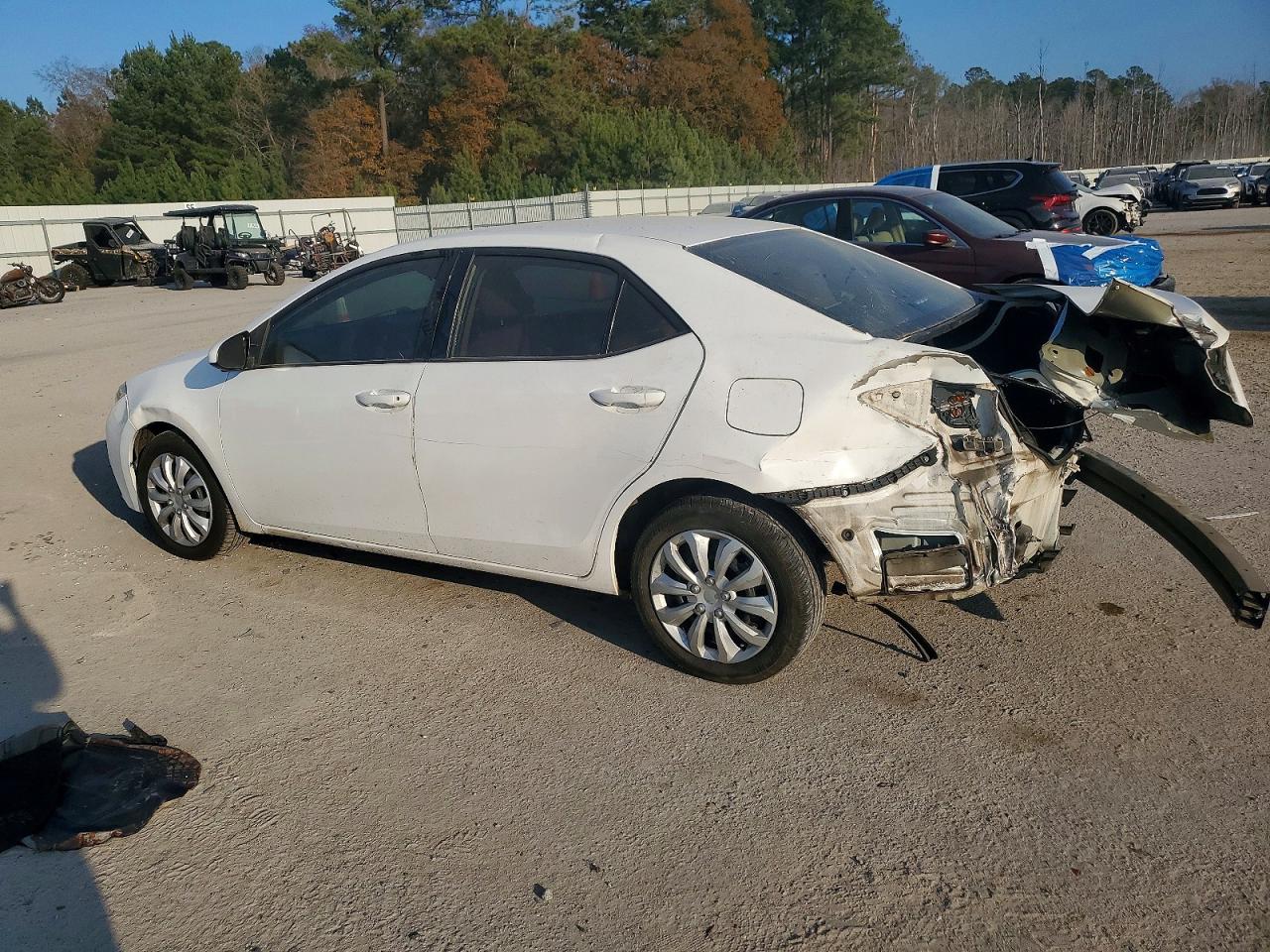 2016 TOYOTA COROLLA L photo 3