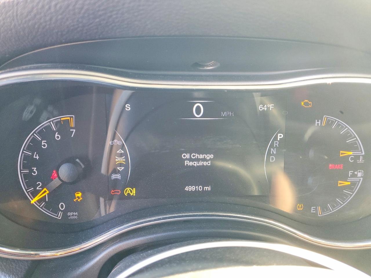 2019 JEEP GRAND CHEROKEE LAREDO photo 9