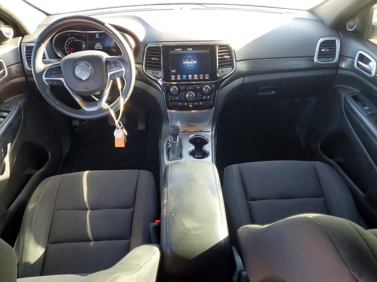 2019 JEEP GRAND CHEROKEE LAREDO photo 8