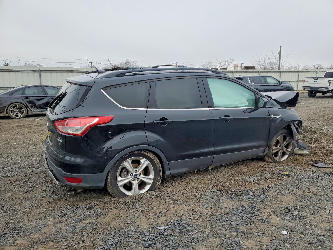 2014 FORD ESCAPE SE photo 5