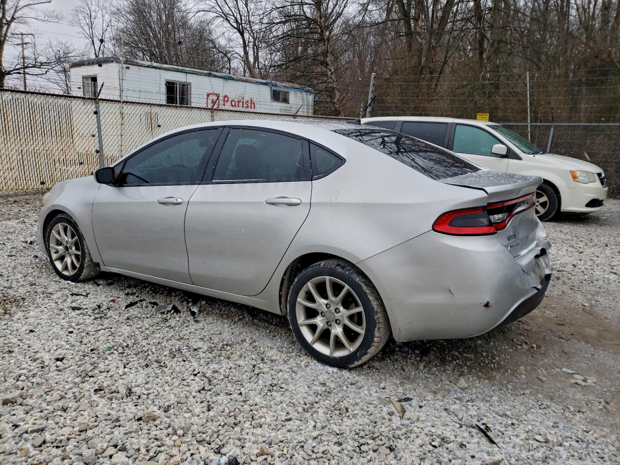 2013 DODGE DART SXT photo 2