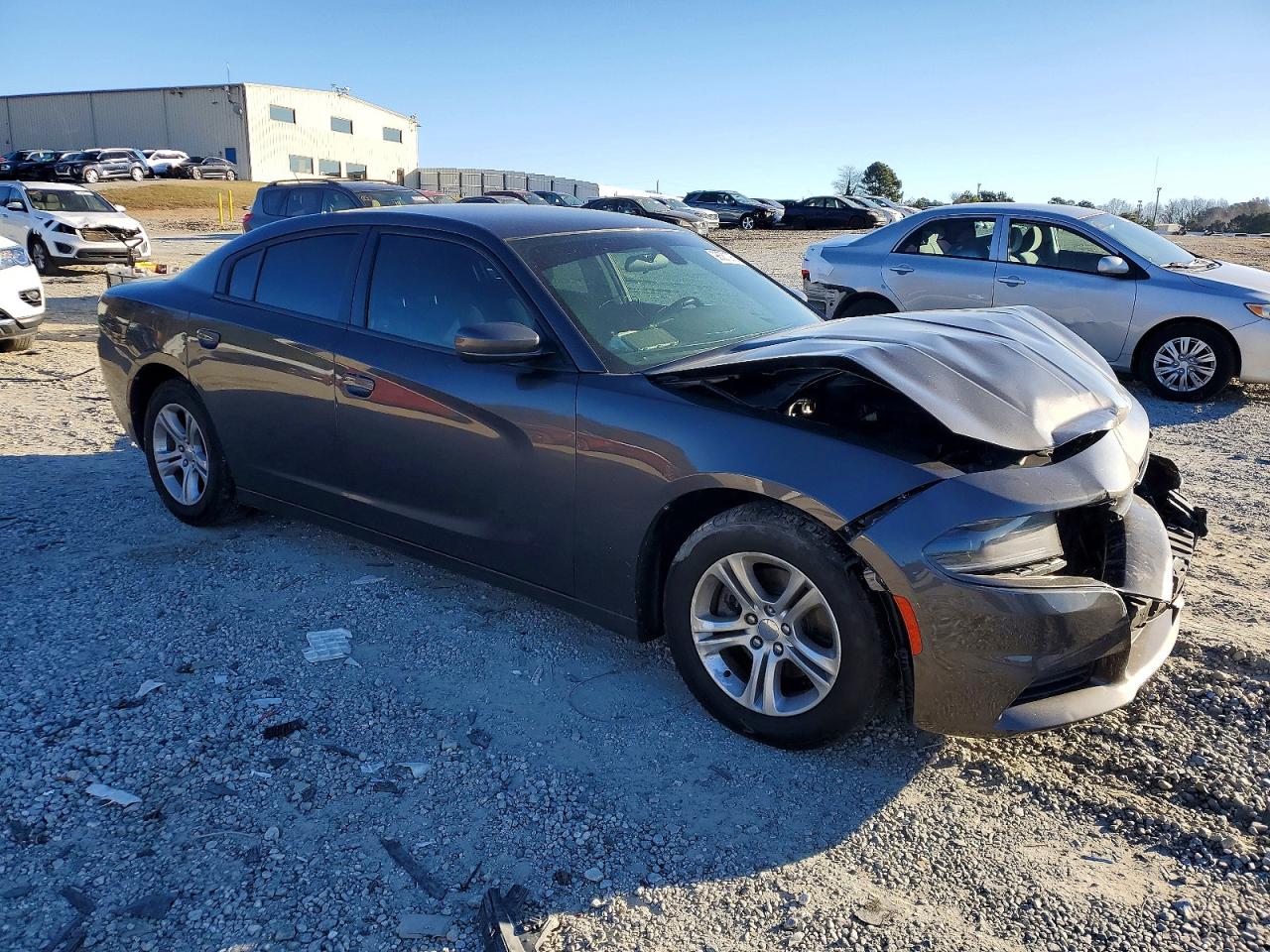 2020 DODGE CHARGER SXT photo 4