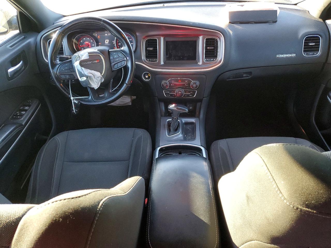 2020 DODGE CHARGER SXT photo 8