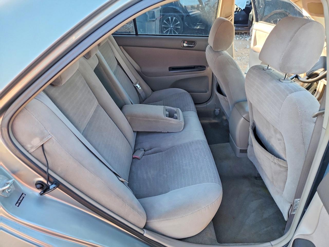 2006 TOYOTA CAMRY LE photo 10