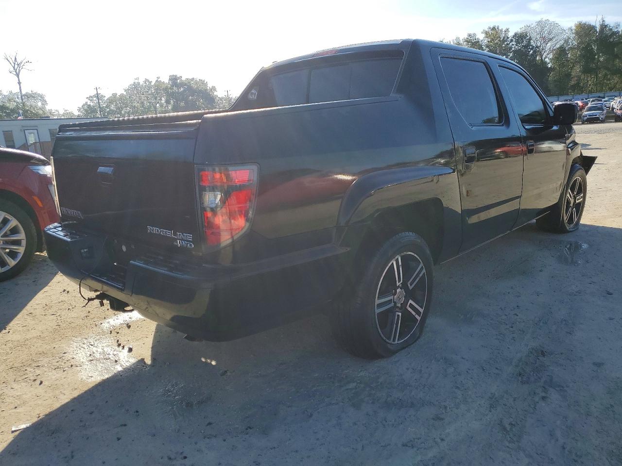 2013 HONDA RIDGELINE SPORT photo 3