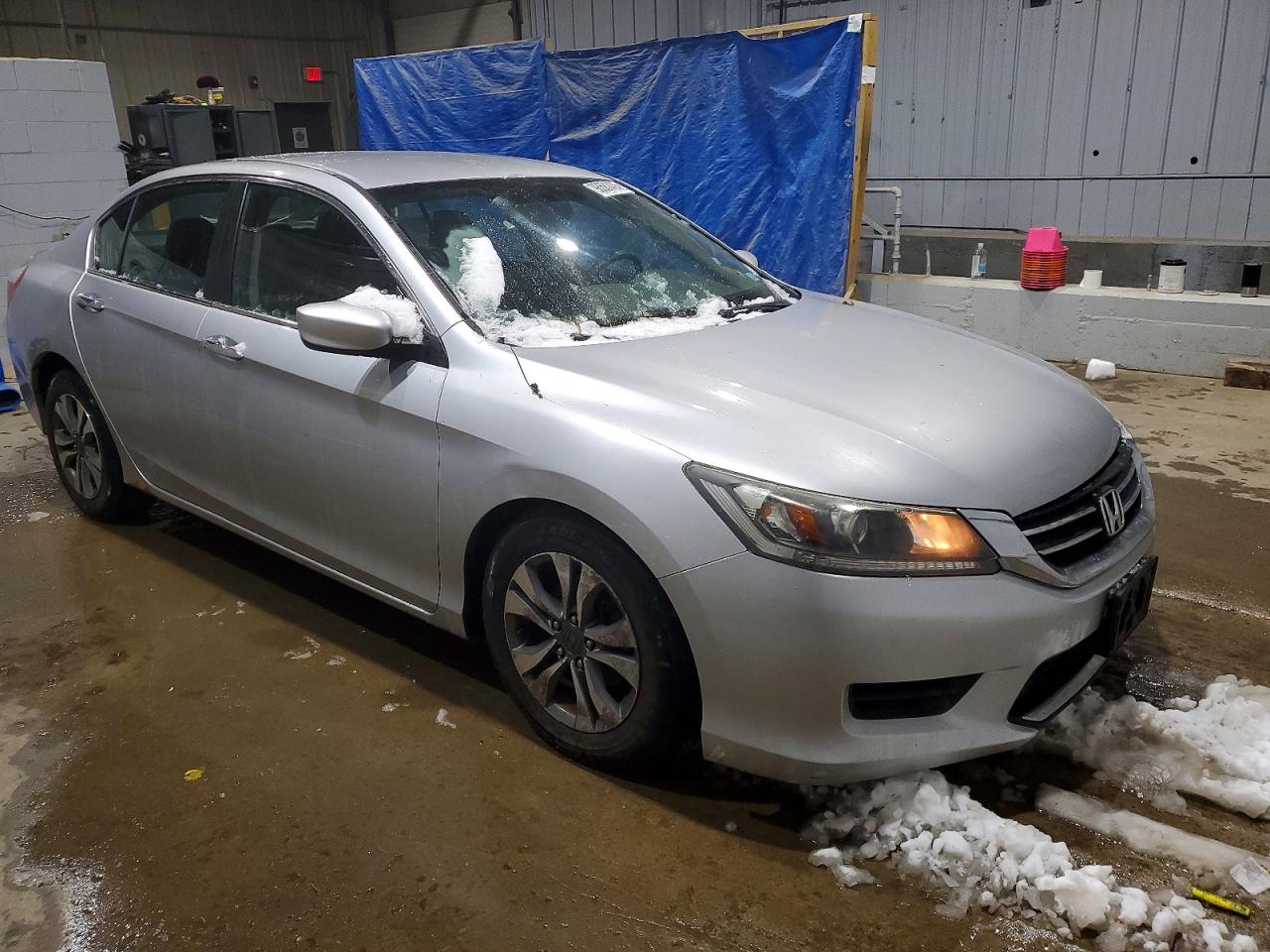 2014 HONDA ACCORD photo 4