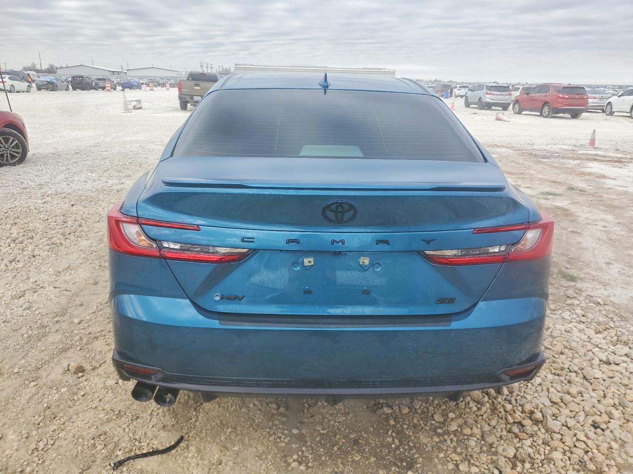 2025 TOYOTA CAMRY XSE photo 6