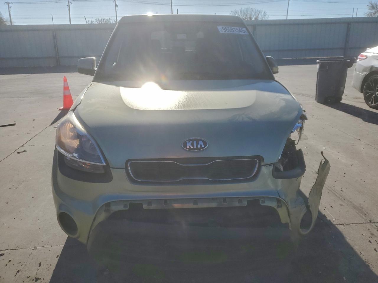 2013 KIA SOUL photo 5