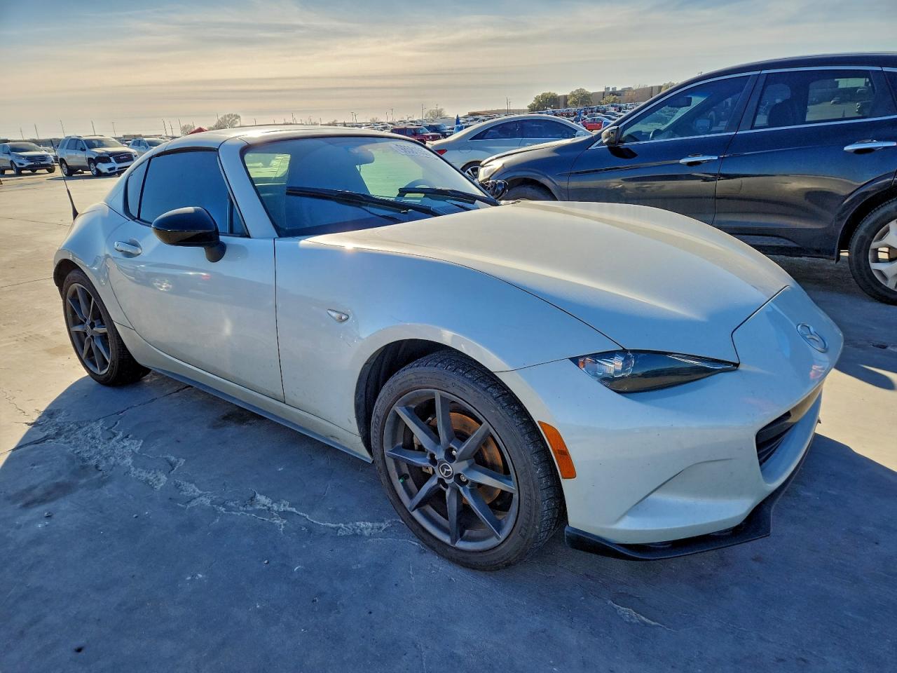 2017 MAZDA MX-5 MIATA CLUB photo 4