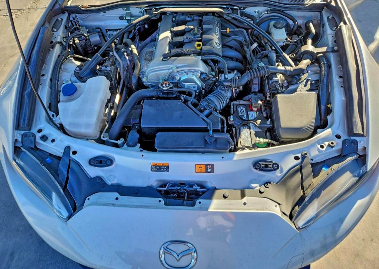2017 MAZDA MX-5 MIATA CLUB photo 11