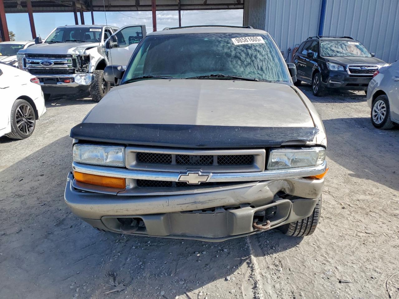 2002 CHEVROLET BLAZER photo 5