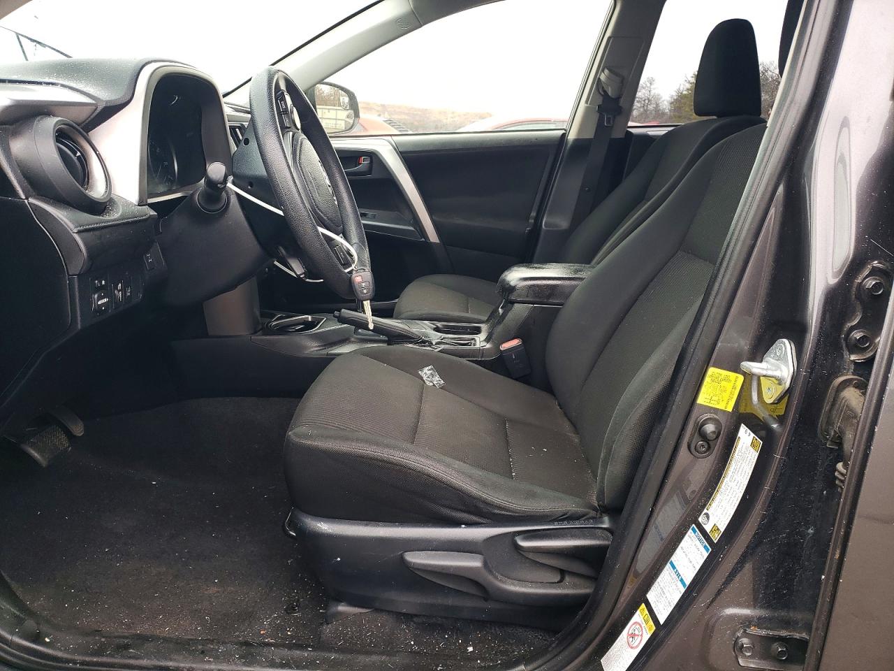 2017 TOYOTA RAV4 LE photo 7
