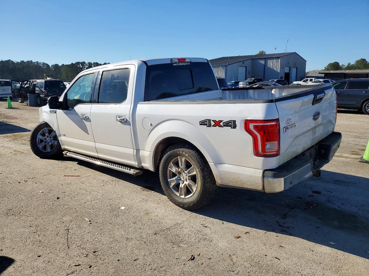 2016 FORD F150 SUPERCREW photo 2