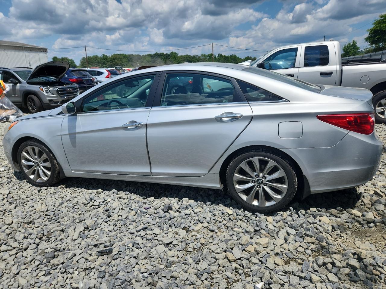 2012 HYUNDAI SONATA SE photo 3
