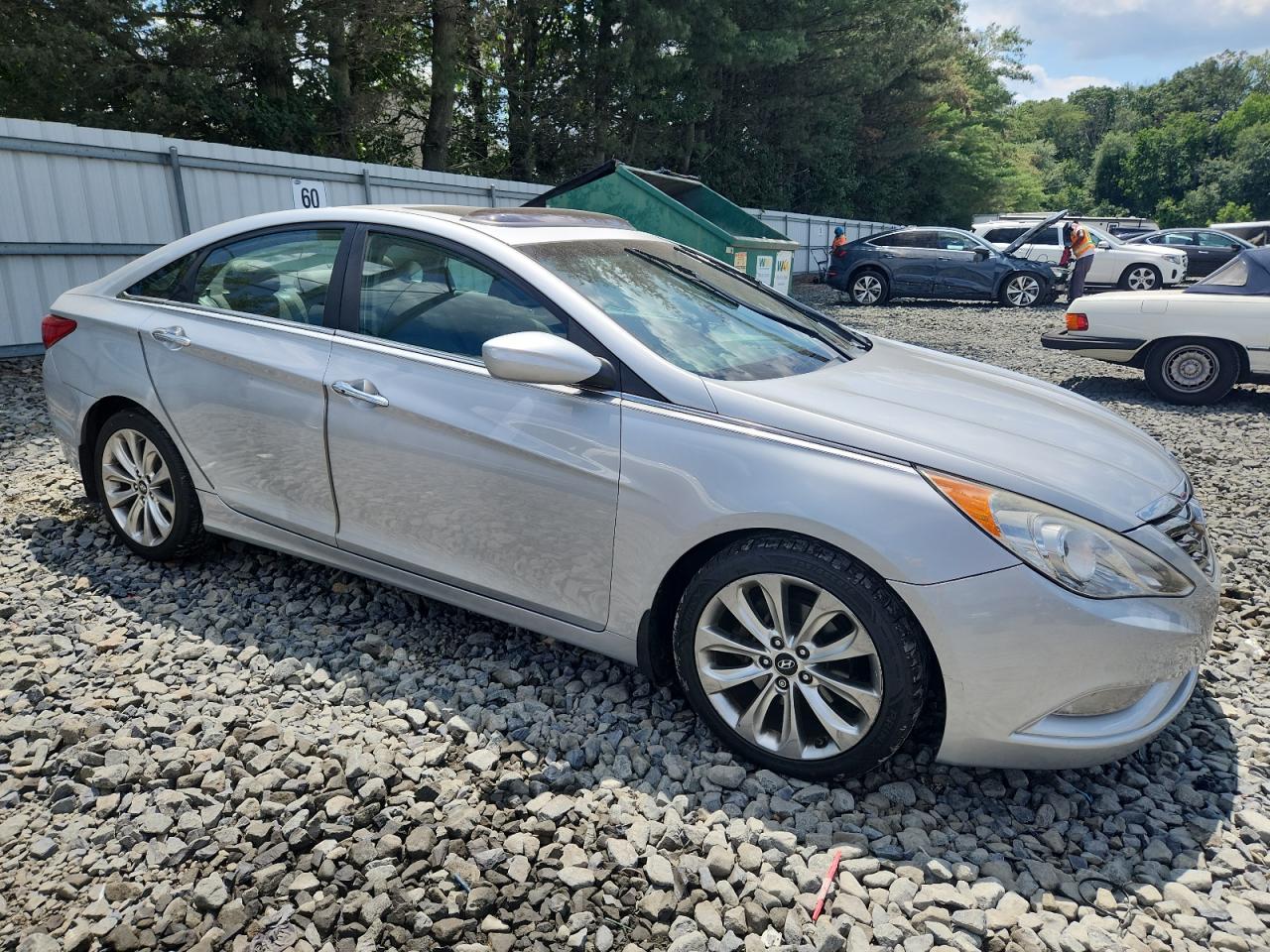 2012 HYUNDAI SONATA SE photo 7
